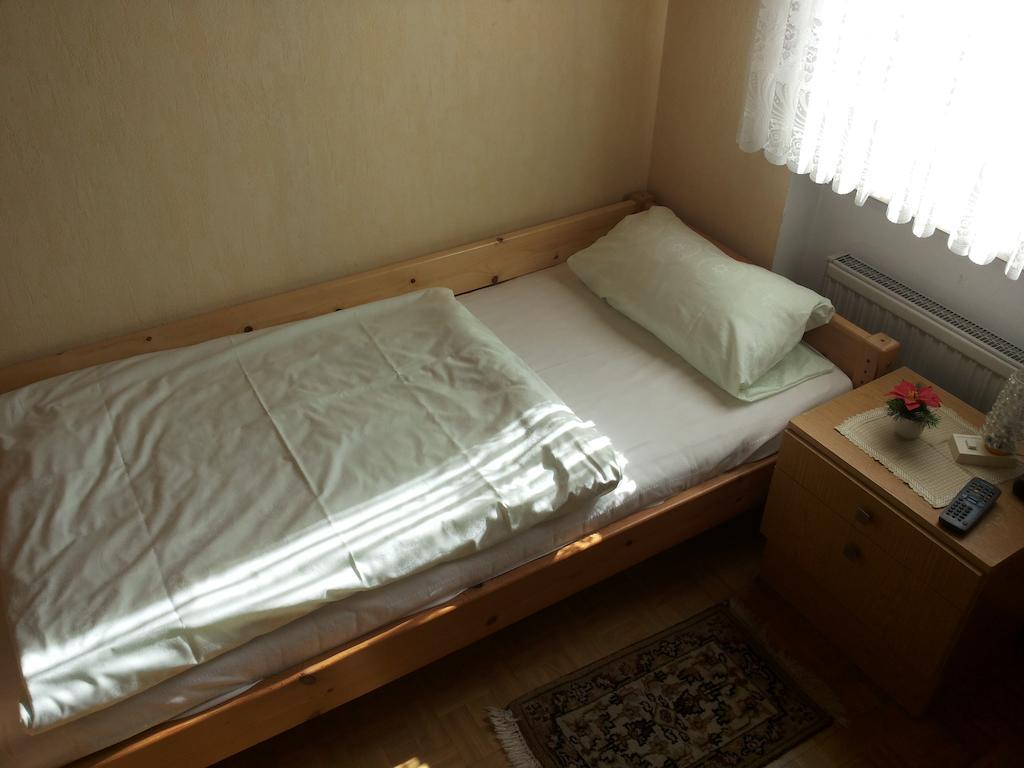 Pension Loeffler Steinbach am Wald Room photo